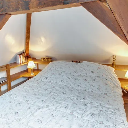 Charming Near Mayenne River, Cleaning Included Дом отдыха Saint-Laurent-des-Mortiers