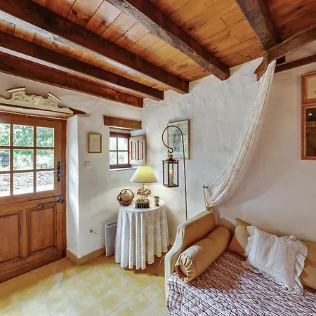 Charming Near Mayenne River, Cleaning Included Дом отдыха Saint-Laurent-des-Mortiers